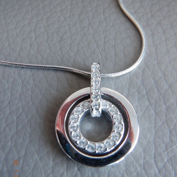 SWAROVSKI necklace circular hollow crystal pendant silver colour Rhodium plated - Picture 3 of 11